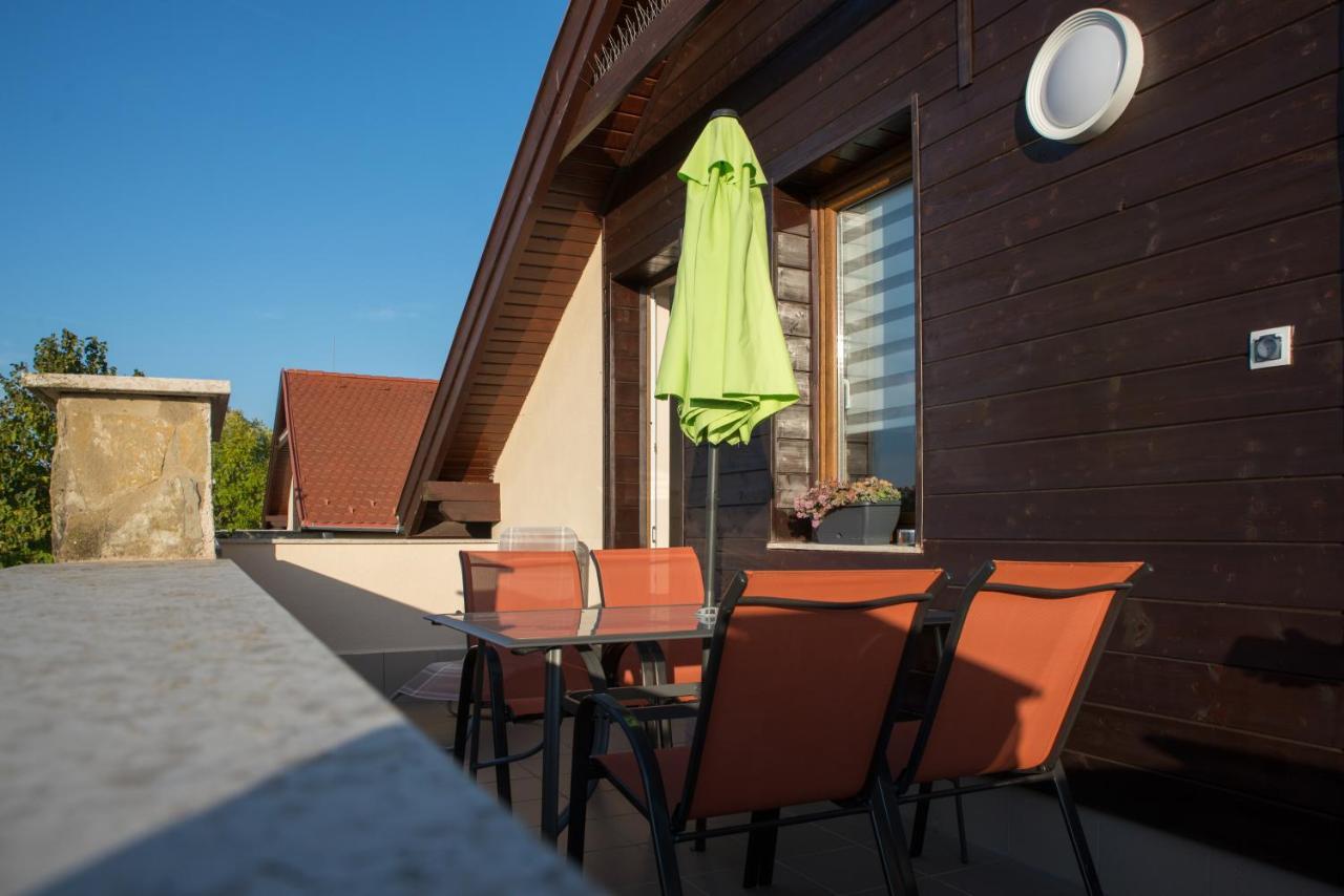Eliza 1 Birdland Golf Apartman Bük Exteriér fotografie
